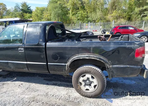 1999 Chevrolet S-10 Ls z USA, uszkodzony, nr VIN 1GCCT19W5X8193940